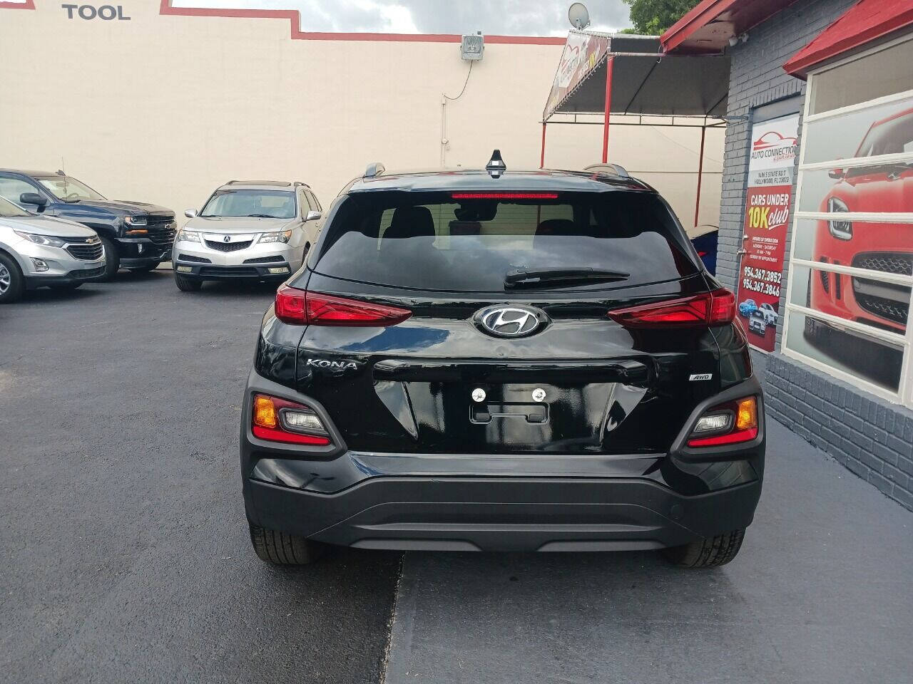 2021 HYUNDAI Kona SUV / Crossover