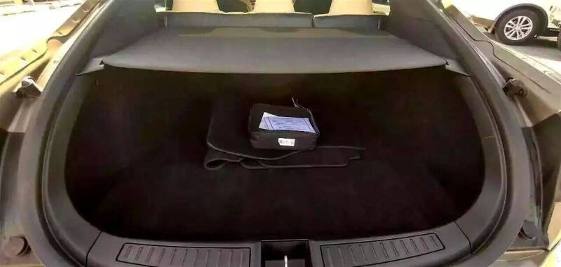 2015 Tesla Model S 70D