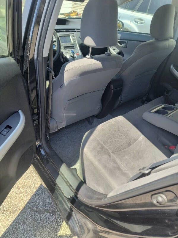 2013 Toyota Prius Three