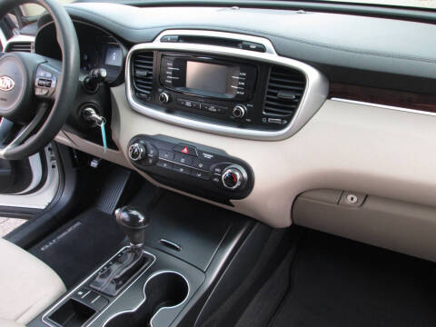 2016 Kia Sorento LX V6