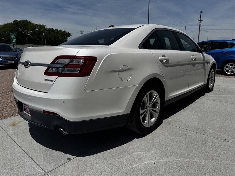 2013 Ford Taurus SEL