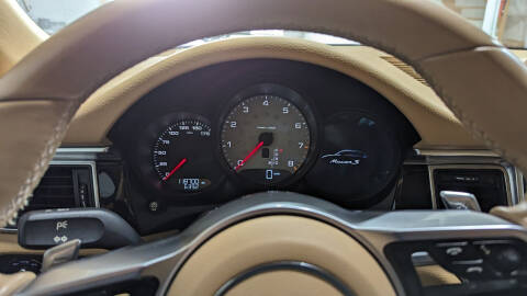 2015 Porsche Macan S