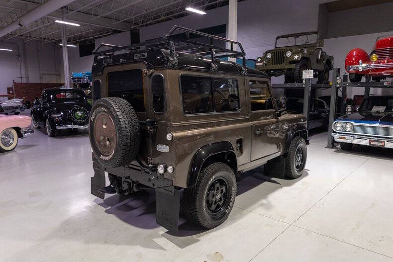 1987 Land Rover Defender