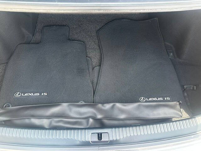 2017 Lexus IS 350