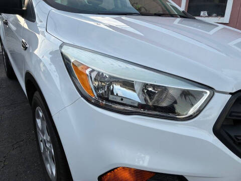 2017 Ford Escape S