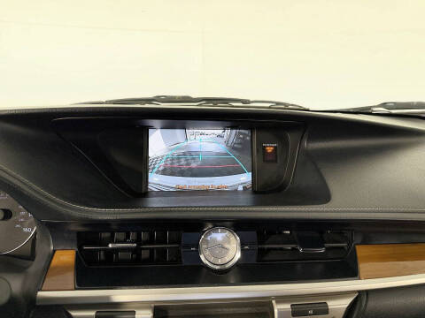 2014 Lexus ES 300h