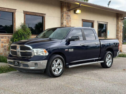 2015 RAM 1500 SLT