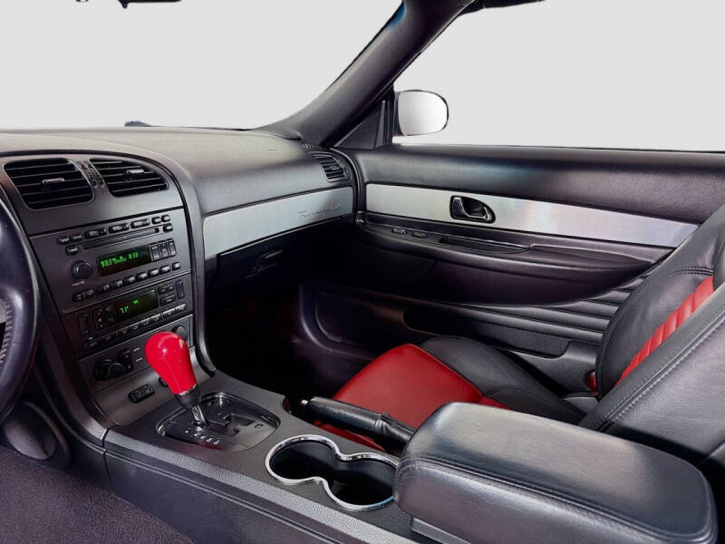 2003 Ford Thunderbird