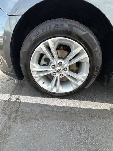 2015 Ford Taurus SEL