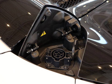 2025 Ferrari 296 GTS