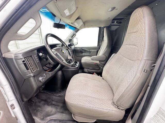 2017 Chevrolet Express 2500