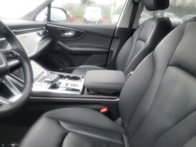 2023 Audi Q7 quattro Premium Plus 55 TFSI