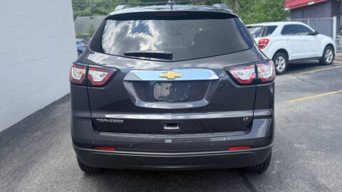 2017 Chevrolet Traverse LT