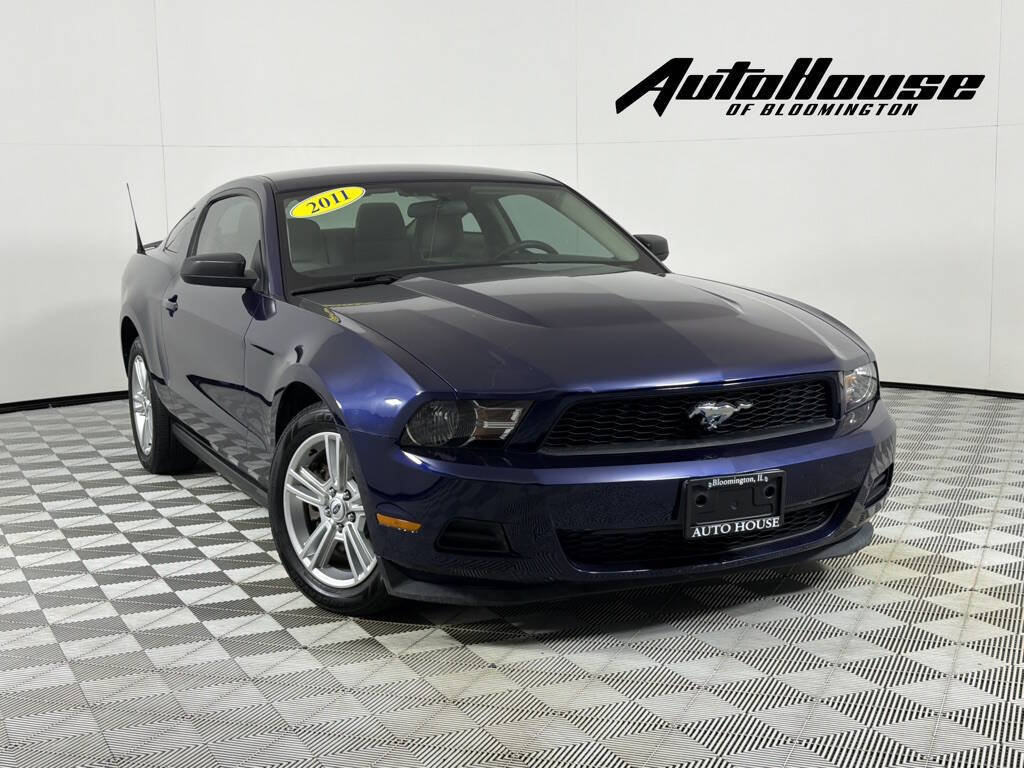 2011 Ford Mustang's photo