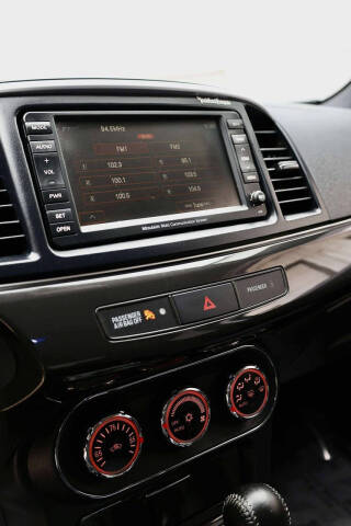 2011 Mitsubishi Lancer Evolution MR