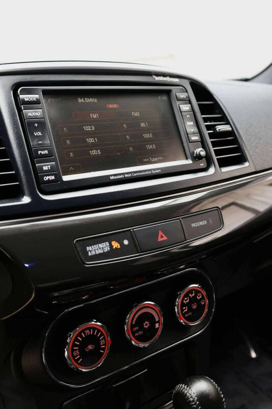 2011 Mitsubishi Lancer Evolution MR