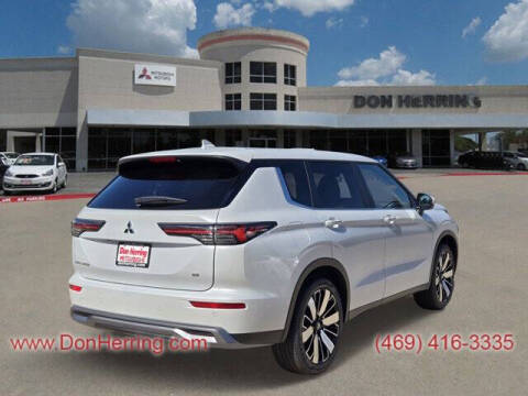 2025 Mitsubishi Outlander SE