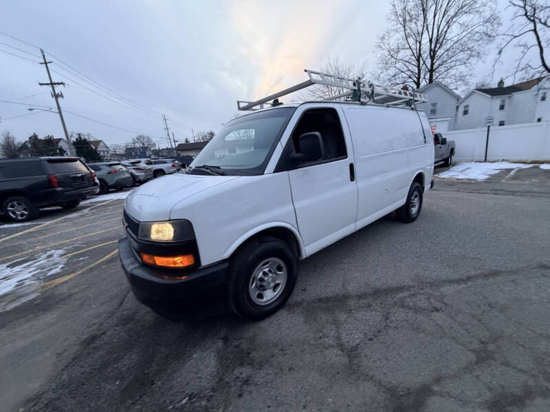 2020 Chevrolet Express 2500