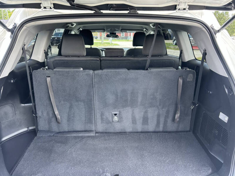 2017 Toyota Highlander LE