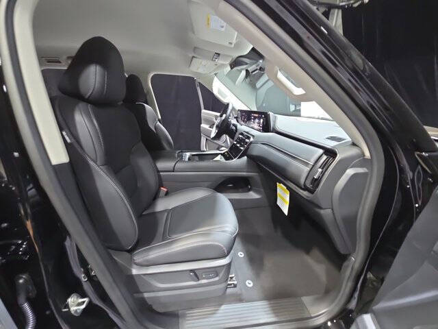 2025 Nissan Armada SV