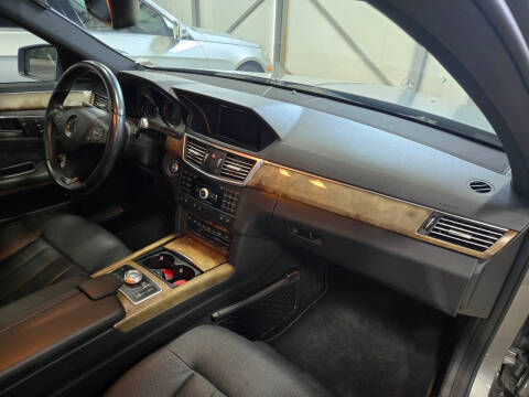 2011 Mercedes-Benz E-Class E 550 Luxury
