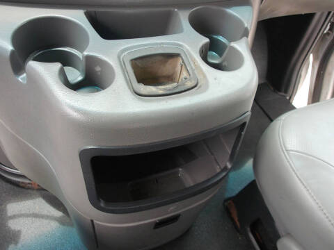2003 Ford E-Series E-250