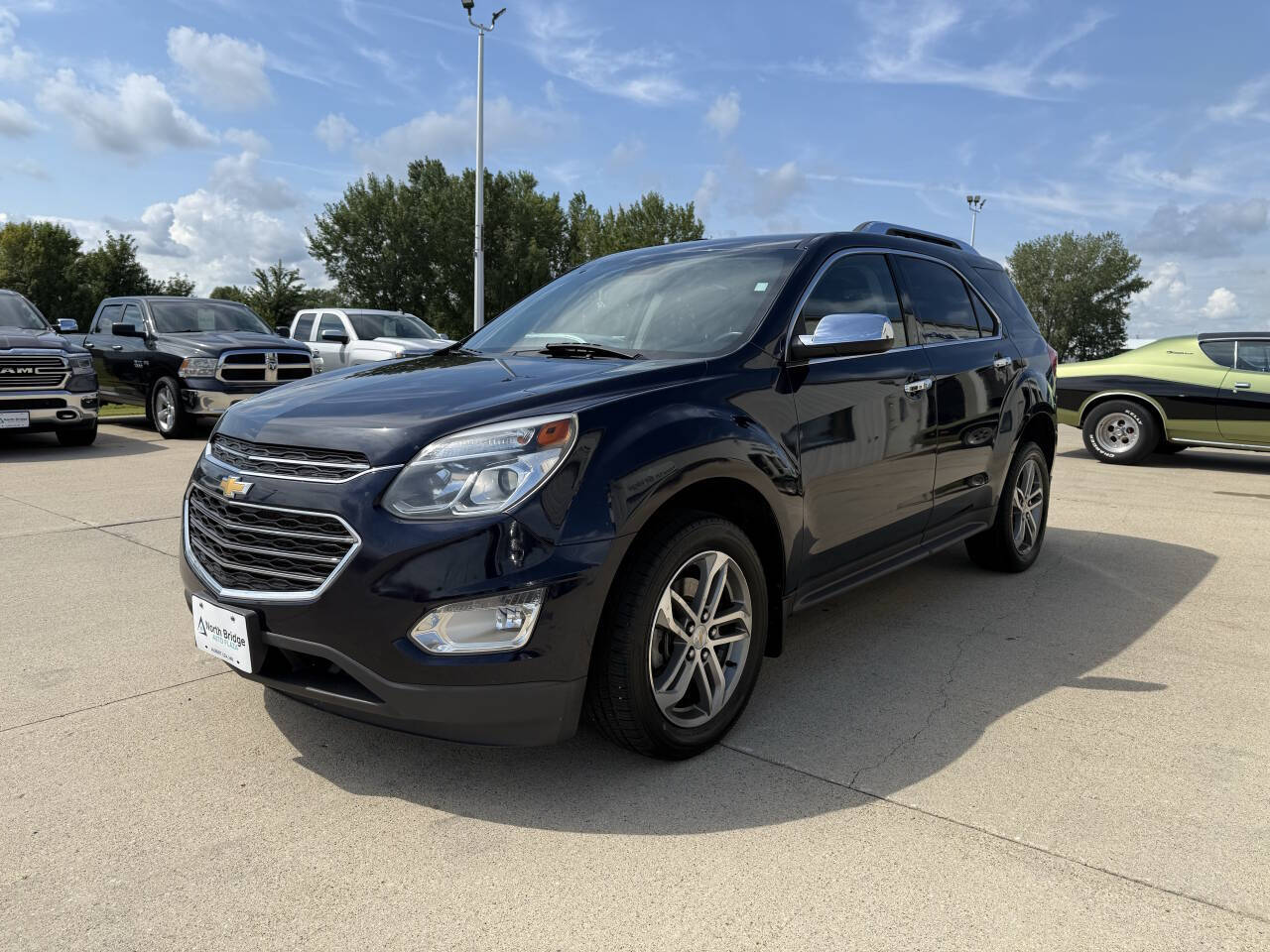 2016 Chevrolet Equinox LTZ photo 2