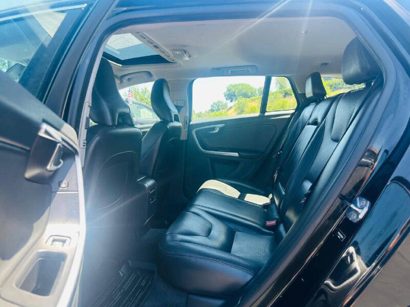 2017 Volvo V60 T5 Premier