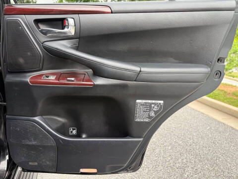 2015 Lexus LX 570
