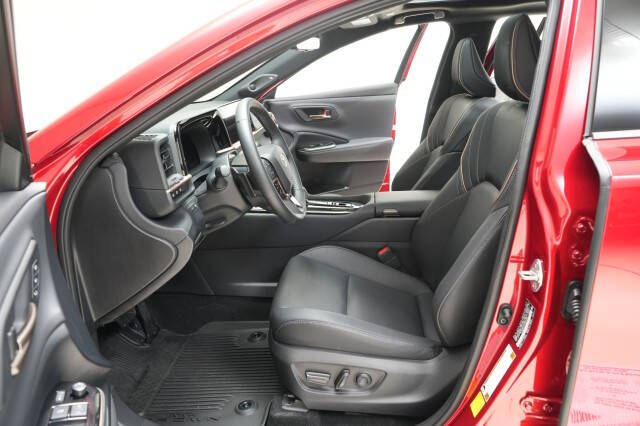 2025 Toyota Crown Signia Limited