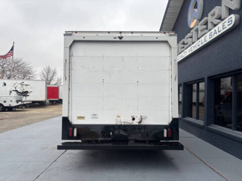 2020 Chevrolet Express FedEx Box Van