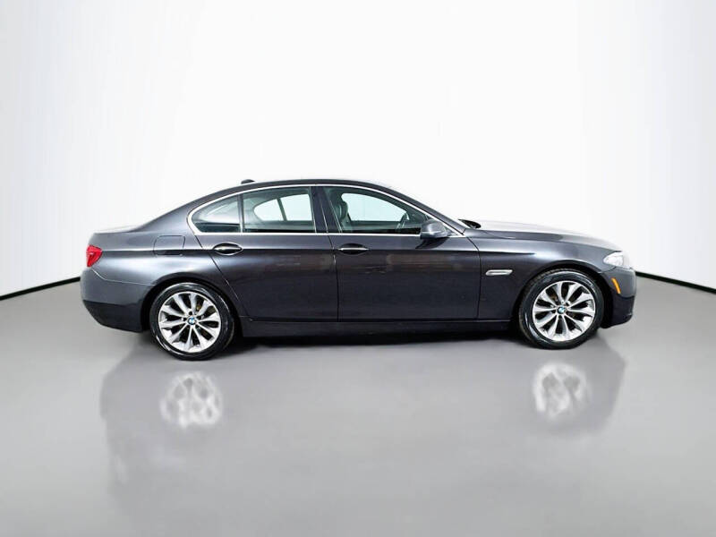 2014 BMW 5 Series 528i