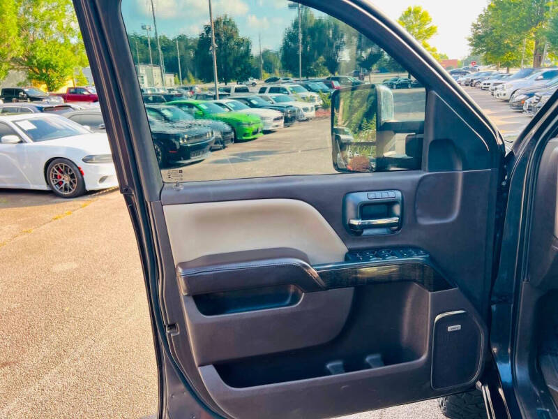 2015 GMC Sierra 2500HD Denali