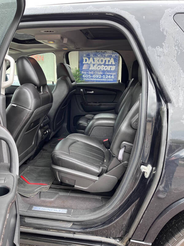 2011 GMC Acadia Denali