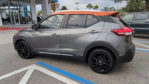 2020 Nissan Kicks SR