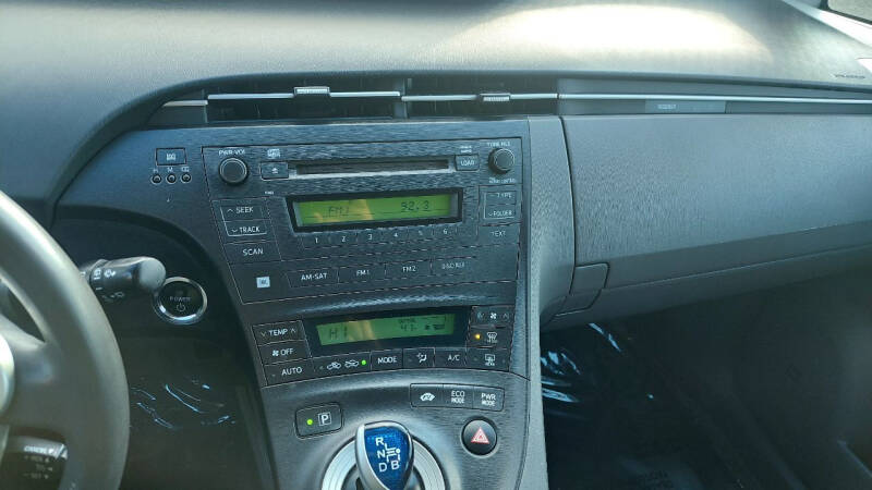 2010 Toyota Prius III