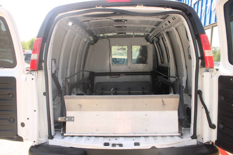 2019 Chevrolet Express 2500