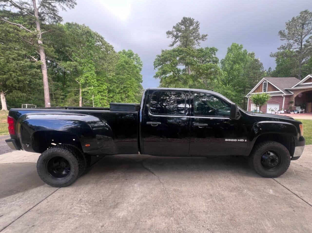 2008 GMC Sierra 3500HD for sale at Guadalupe Auto Sales, LLC. in Jemison, AL