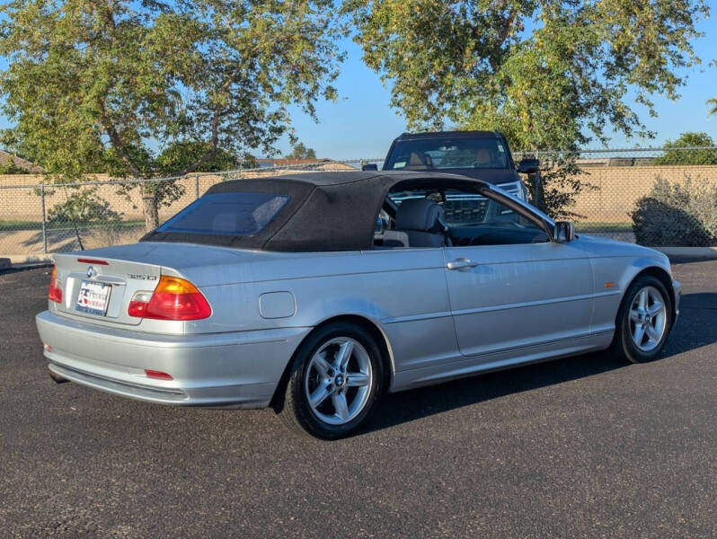 2002 BMW 3 Series 325Ci