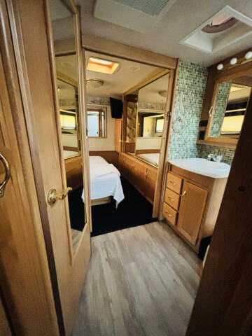 2004 National RV Sea Breeze