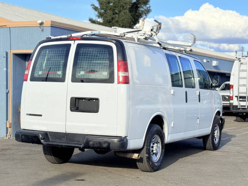 2018 Chevrolet Express 2500