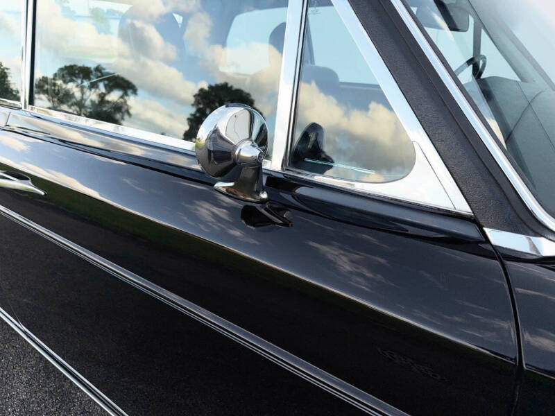 1975 Rolls-Royce Corniche