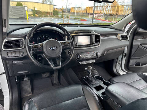 2017 Kia Sorento EX V6