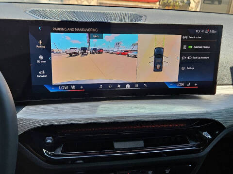 2025 BMW 3 Series 330i