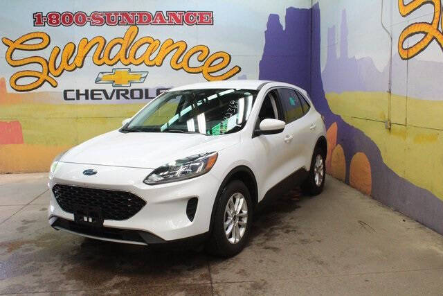 Used 2021 Ford Escape SE with VIN 1FMCU9G60MUA42369 for sale in Grand Ledge, MI