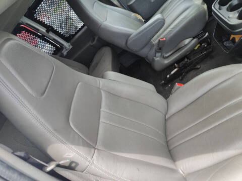 2017 Chevrolet Express LS 3500