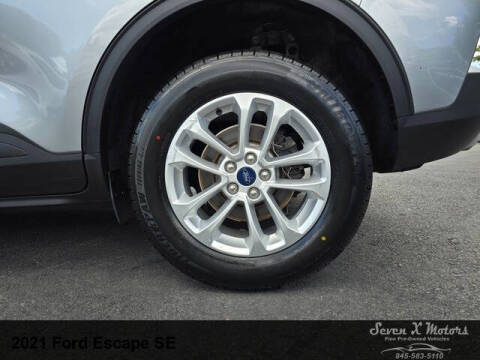 2021 Ford Escape SE