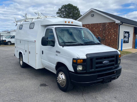 2013 Ford E-Series for sale at Vehicle Network - Auto Connection 210 LLC in Angier NC