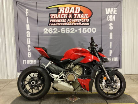 2020 Ducati Streetfighter V4 Ducati Red