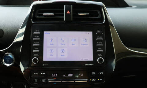 2022 Toyota Prius LE